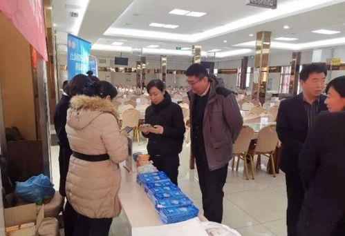 社保服务进企业、公益活动暖人心、婚姻介绍服务 构建和谐社会的三重保障